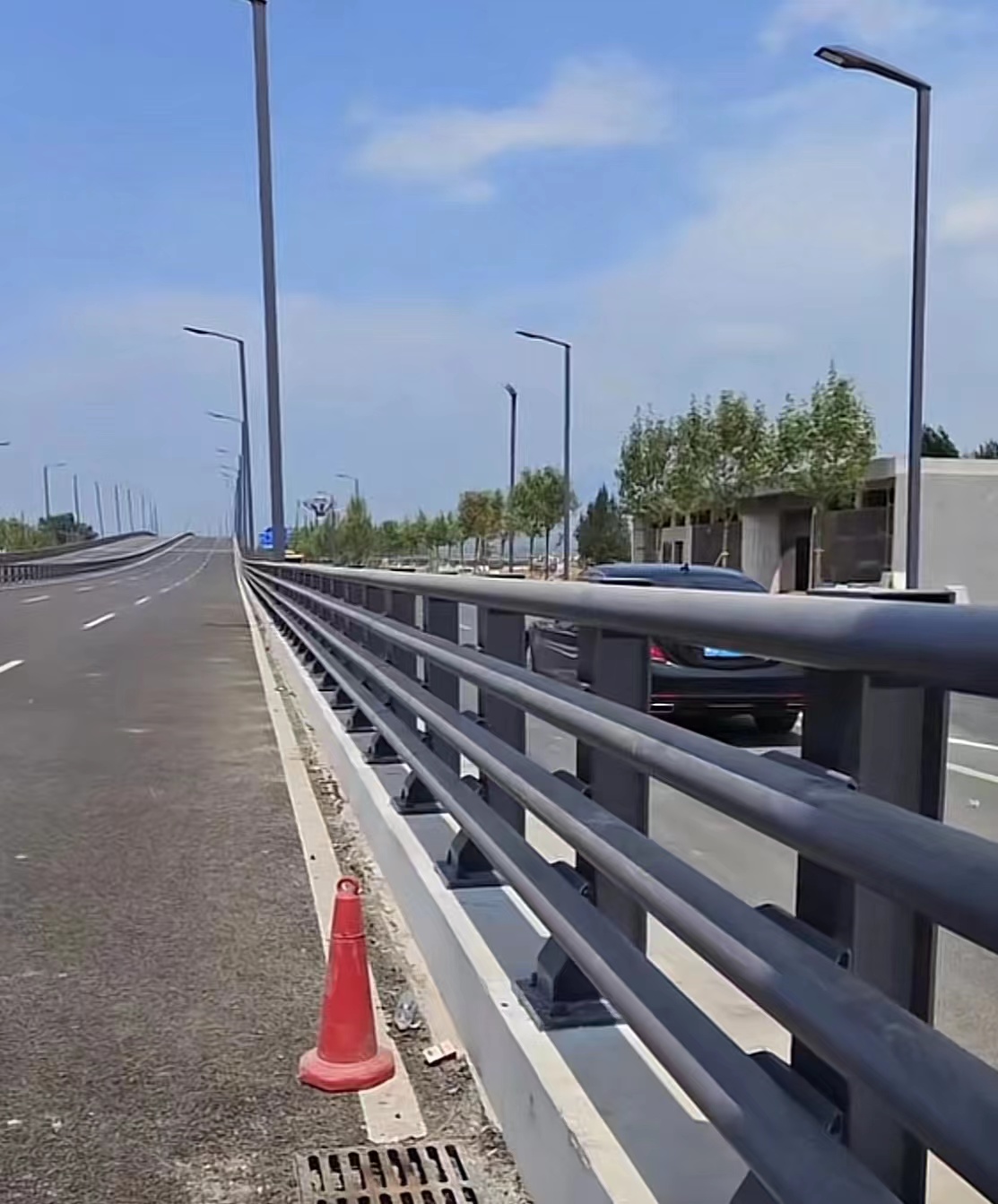 铝合金道路防撞护栏